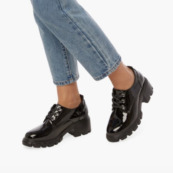 Sofia Lace-Up Heeled Oxford - Picture 3 of 11